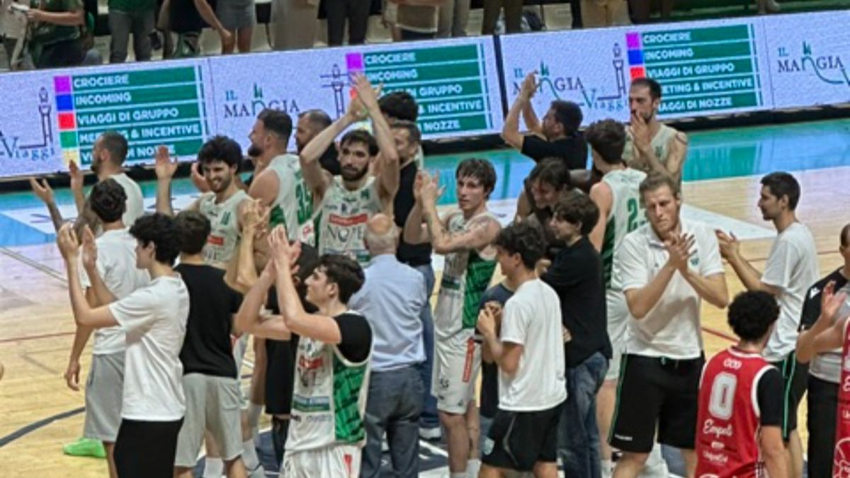 Biancoverdi da applausi: Mens Sana vola in finale