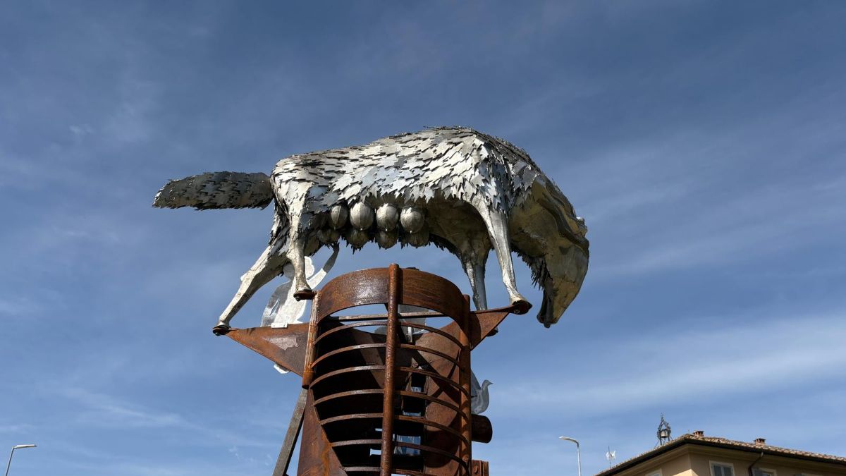 Una Lupa che divide (ma potrebbe unire): tra identit&agrave; e arte contemporanea