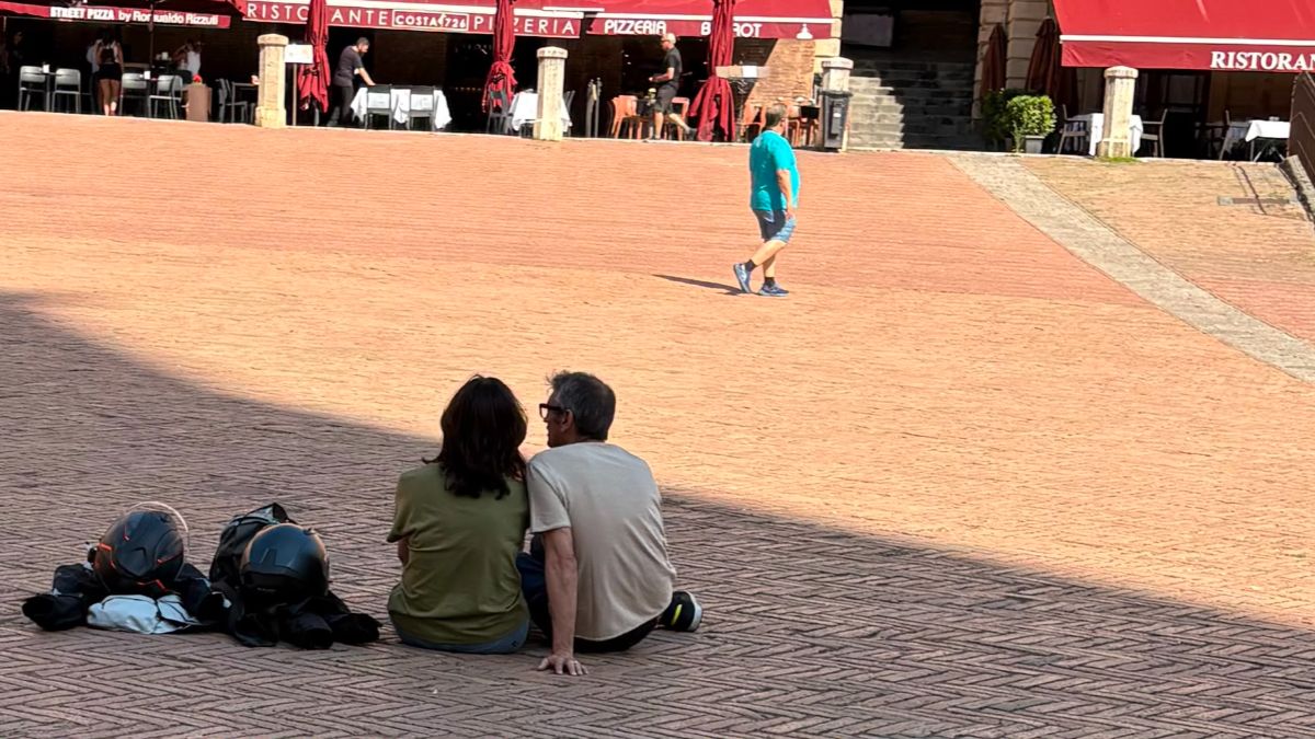 Siena a piedi e senza un soldo: la mia passeggiata col contapassi a caccia di una panchina
