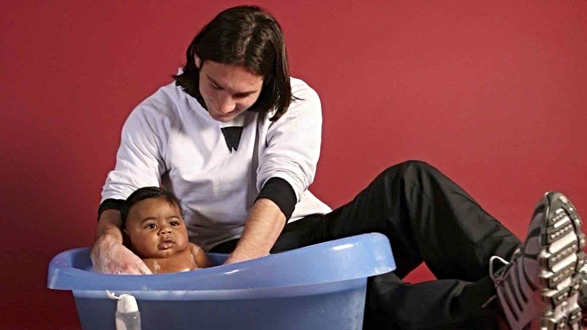 Messi e Yamal, la foto che aveva gi&agrave; raccontato il futuro
