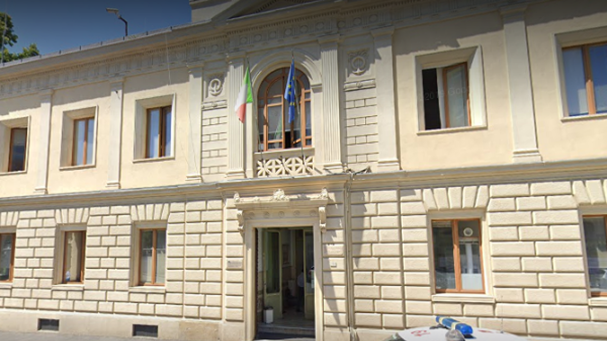 Lo sparo al Comando dei Vigili urbani fu episodio incidentale