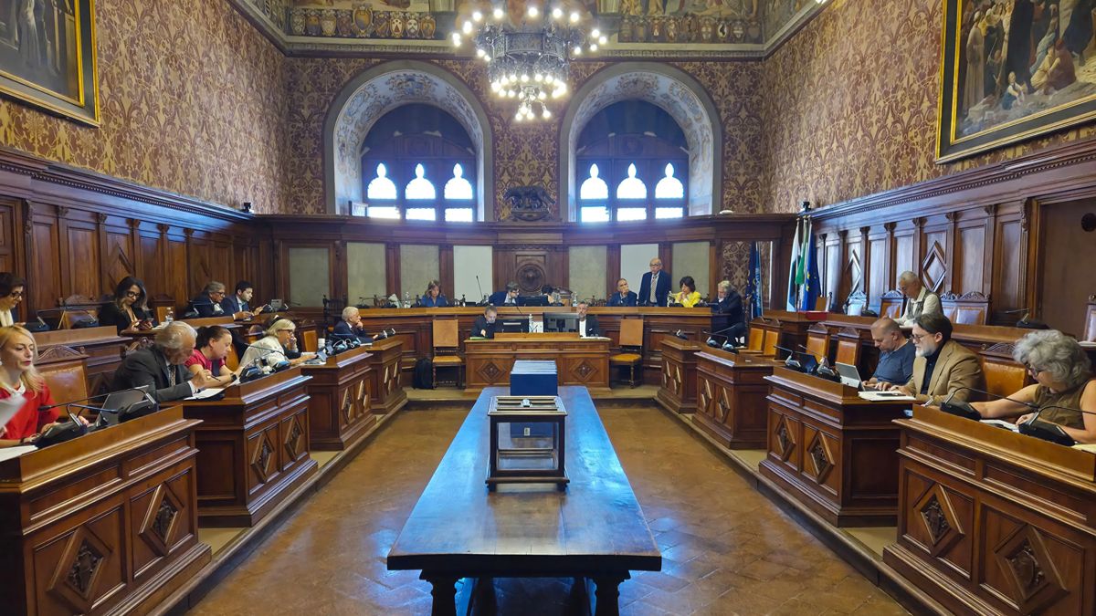 Sparo accidentale al Comando dei Vigili di Siena: il PD presenta l'interrogazione annunciata sui tempi di formazione e sui protocolli di sicurezza
