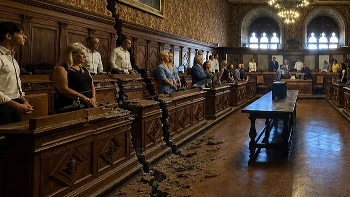 Tra fughe, cambi di casacca e distinguo: il centrodestra senese va in ordine sparso