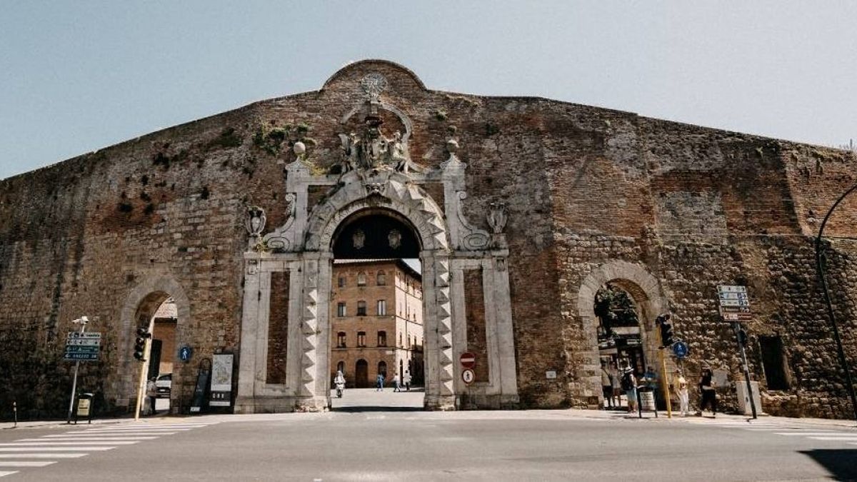 Non rassegnamoci alla deriva del centro storico