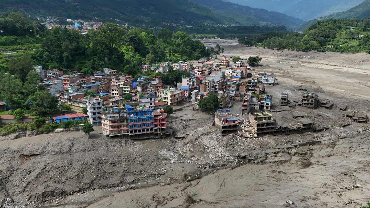 Nepal e Tibet travolti dall'alluvione: almeno 362 morti, oltre 1.400 dispersi. Tre italiani.&nbsp;