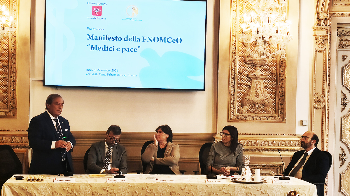 Medici e Pace, da Firenze un messaggio contro la guerra. Monaco: &laquo;Curare significa scegliere la vita&raquo;